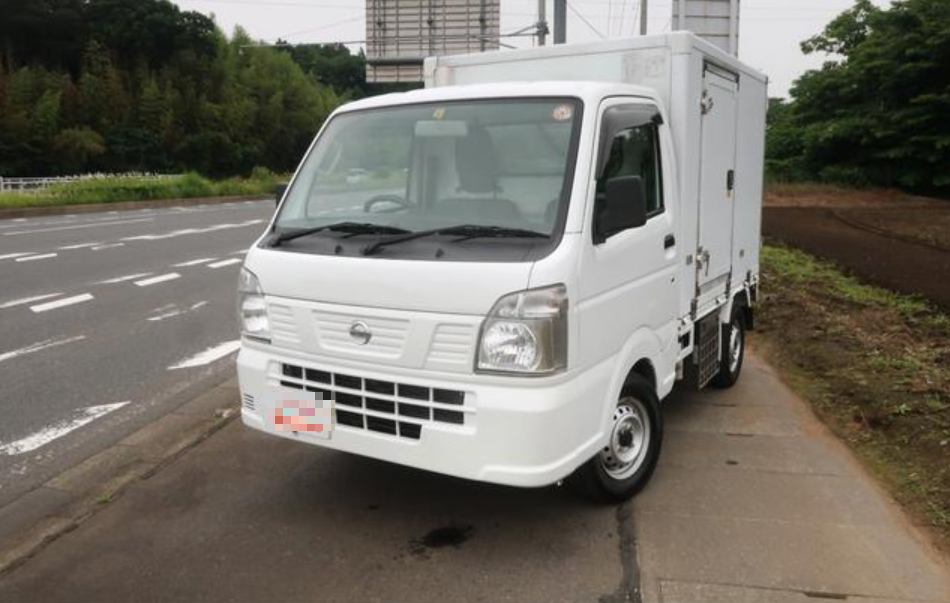 Nissan NT100 Clipper truck (NT100クリッパートラック)