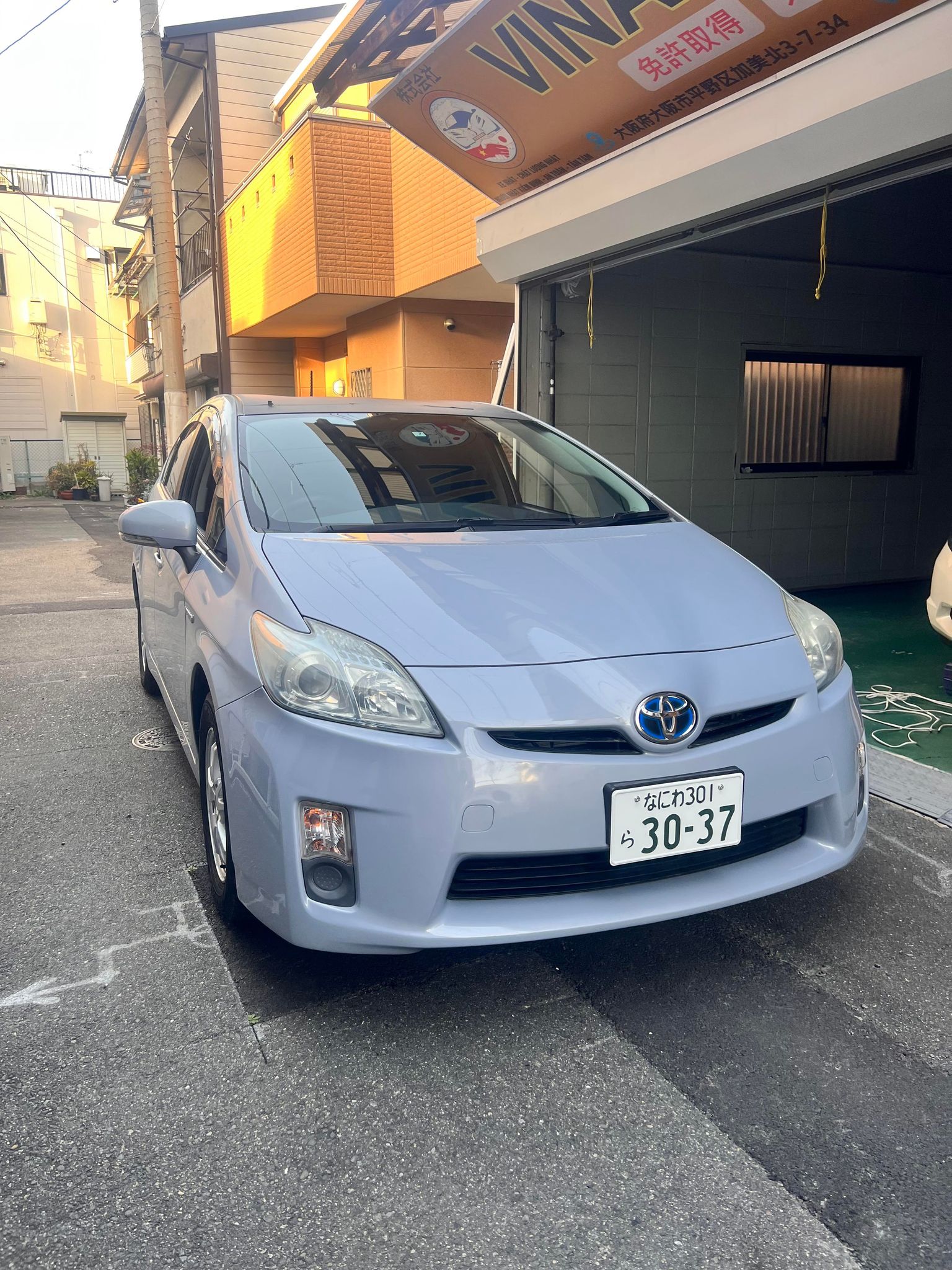 Toyota Prius (プリウス)